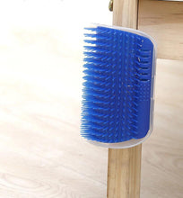 Load image into Gallery viewer, Pet Products For Cats Brush Corner Cat Massage Self Groomer Comb Brush With Catnip Cat rubs the face with a tickling comb